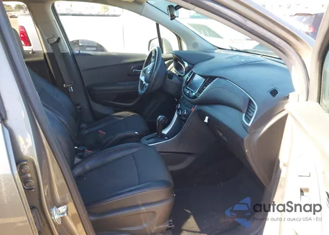 2021 Chevrolet Trax Fwd Lt z USA, uszkodzony, nr VIN KL7CJLSB2MB346469